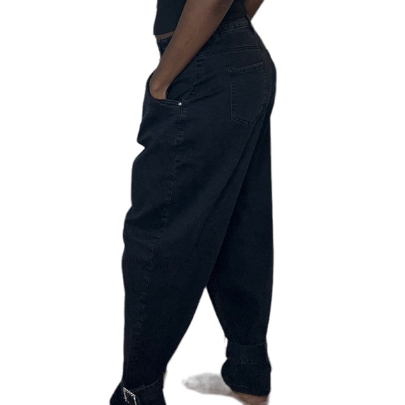 Black Jeans w. Ankle Buckle🖤✨ - Picture 4 of 5